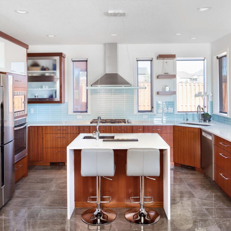 Fliesen und Naturstein in Küche und Bad - Fliesenlegbär Lugstein